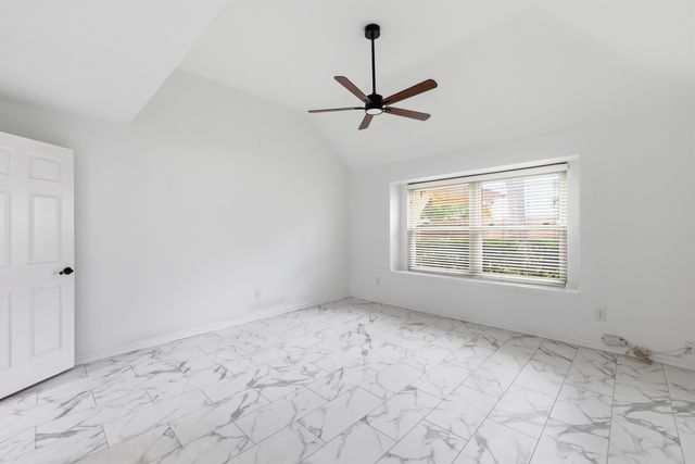 4134 Woodland Court, Grapevine, TX 76051