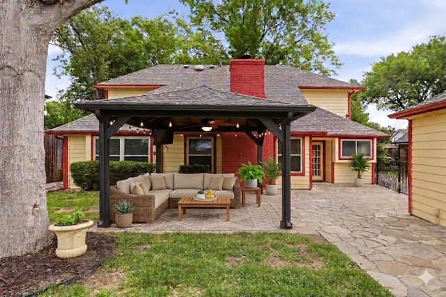 4134 Woodland Court, Grapevine, TX 76051