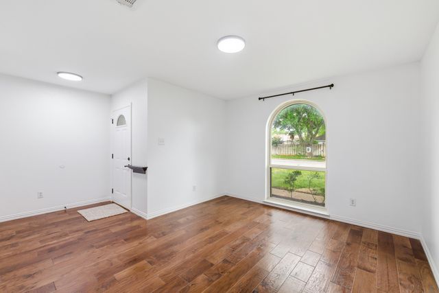 4134 Woodland Court, Grapevine, TX 76051