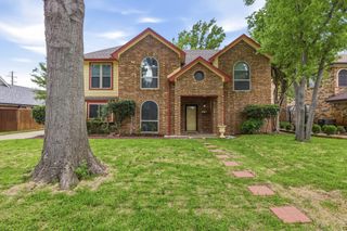 4134 Woodland Court, Grapevine, TX 76051
