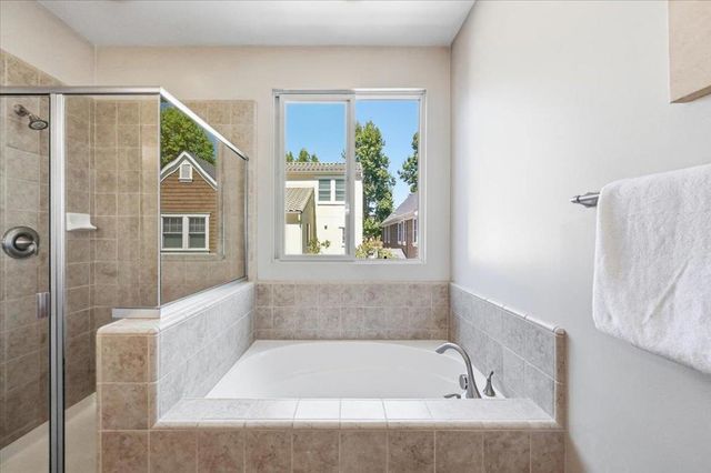936 Valencia Avenue, Mountain View, CA 94040