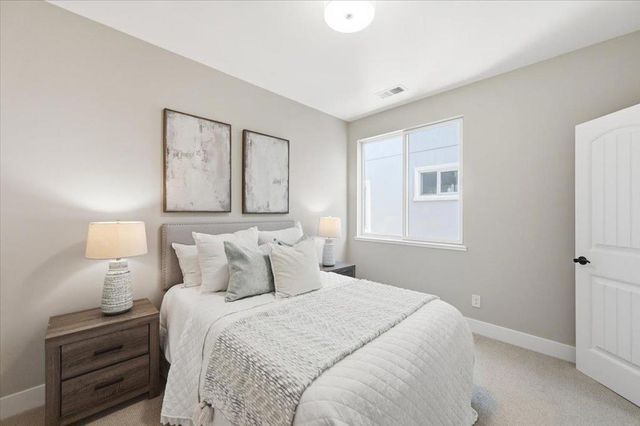 936 Valencia Avenue, Mountain View, CA 94040