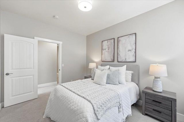 936 Valencia Avenue, Mountain View, CA 94040