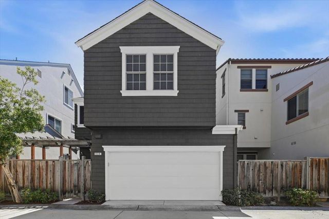 936 Valencia Avenue, Mountain View, CA 94040