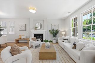 936 Valencia Avenue, Mountain View, CA 94040