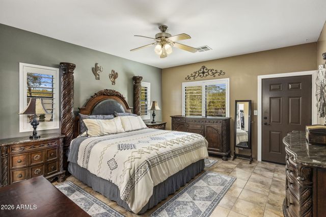 1113 E Johnson Road, New River, AZ 85087
