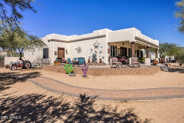 1113 E Johnson Road, New River, AZ 85087