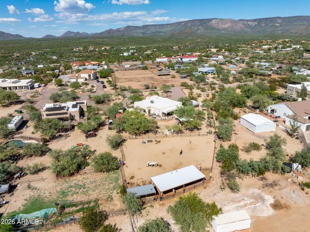 1113 E Johnson Road, New River, AZ 85087
