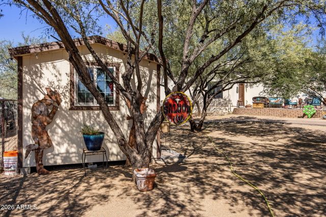 1113 E Johnson Road, New River, AZ 85087
