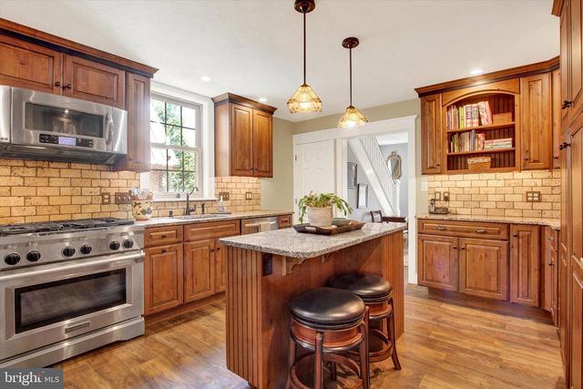 919 BIGLERVILLE RD, Gettysburg, PA 17325