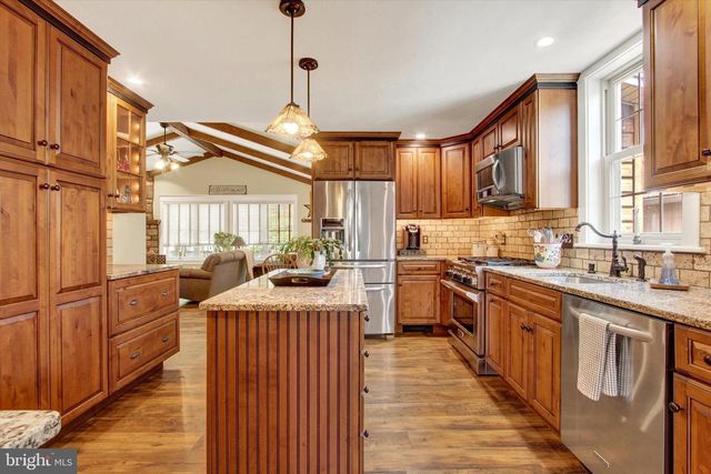 919 BIGLERVILLE RD, Gettysburg, PA 17325
