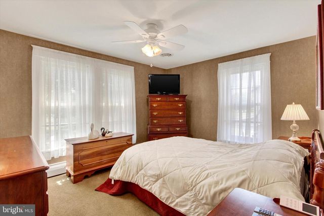 919 BIGLERVILLE RD, Gettysburg, PA 17325