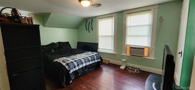 613-615 Salt Point Turnpike, Hyde Park, NY 12601