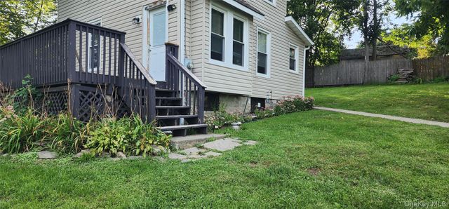 613-615 Salt Point Turnpike, Hyde Park, NY 12601