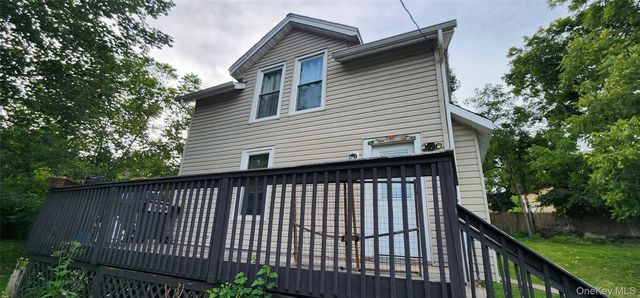 613-615 Salt Point Turnpike, Hyde Park, NY 12601