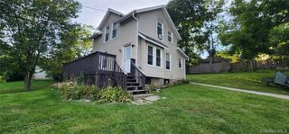 613-615 Salt Point Turnpike, Hyde Park, NY 12601