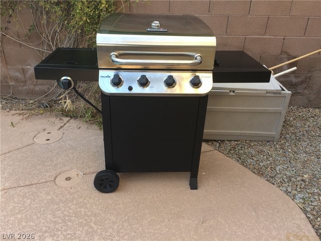 10345 Hunters Meadow Avenue, Las Vegas, NV 89144