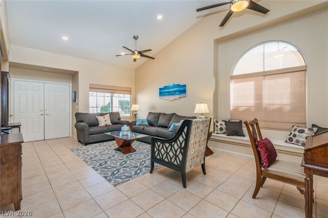 10345 Hunters Meadow Avenue, Las Vegas, NV 89144