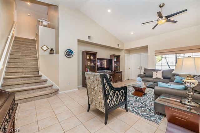 10345 Hunters Meadow Avenue, Las Vegas, NV 89144