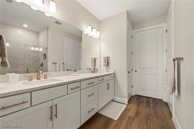 11661 Venetian Lagoon DR, Fort Myers, FL 33913