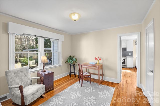 1325 Drexmore Avenue, Charlotte, NC 28209