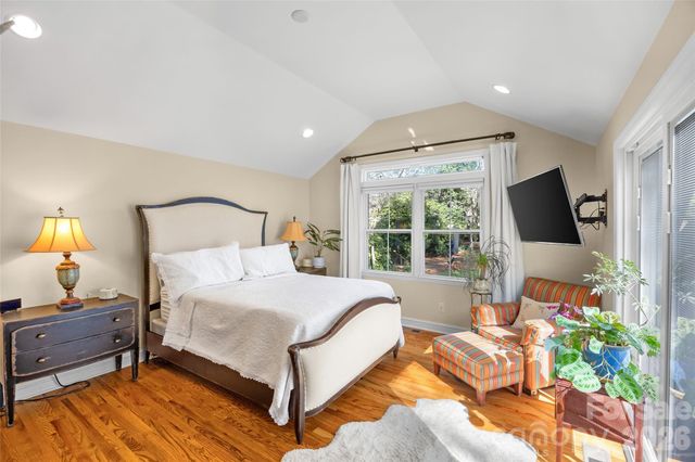 1325 Drexmore Avenue, Charlotte, NC 28209