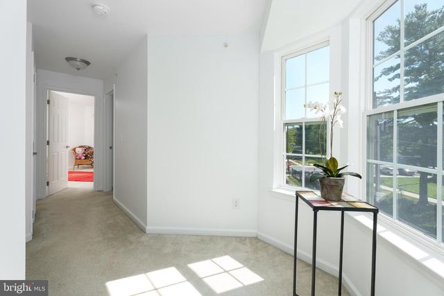 21-B IRON WORKS WAY, Trenton, NJ 08611