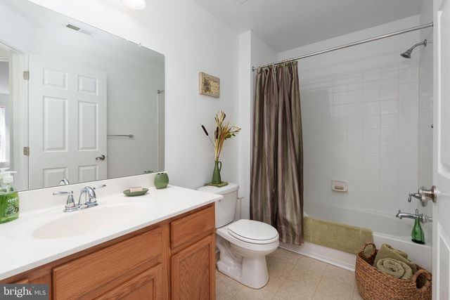 21-B IRON WORKS WAY, Trenton, NJ 08611