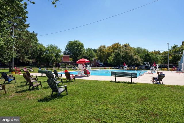 21-B IRON WORKS WAY, Trenton, NJ 08611