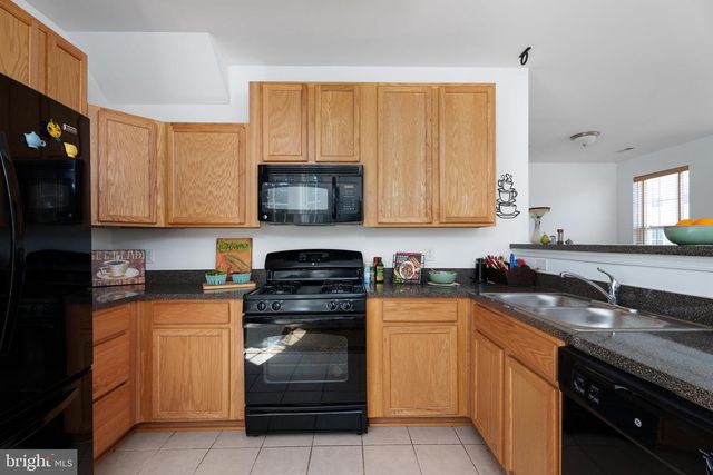 21-B IRON WORKS WAY, Trenton, NJ 08611