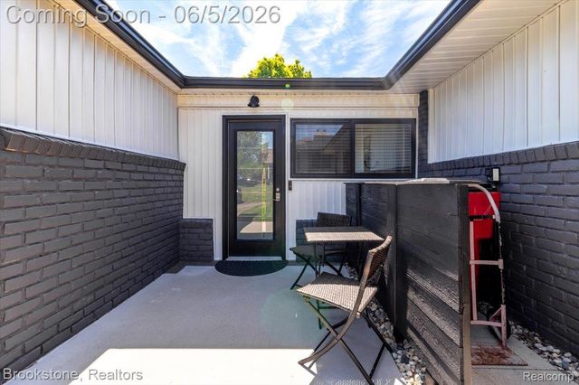 3378 Kingsway Drive, Highland Charter Township, MI 48356