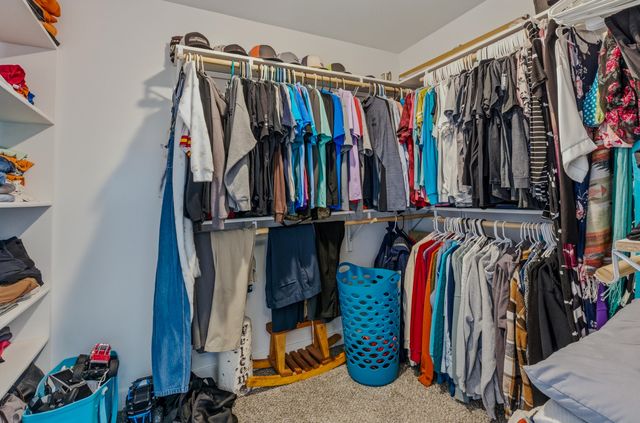 6430 GAIL CT, Hallsville, MO 65255