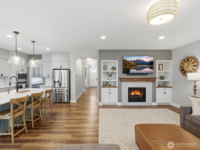 32721 NE 52nd Street, Carnation, WA 98014
