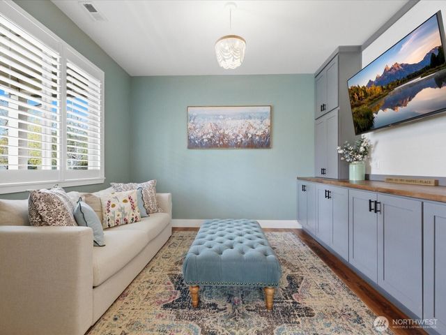 32721 NE 52nd Street, Carnation, WA 98014