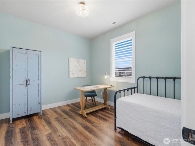 32721 NE 52nd Street, Carnation, WA 98014