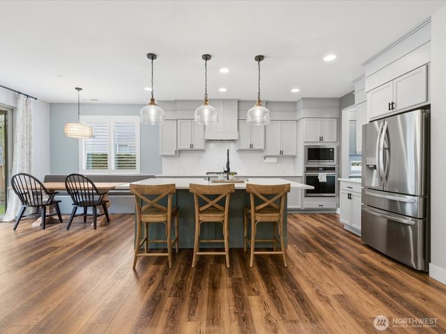 32721 NE 52nd Street, Carnation, WA 98014