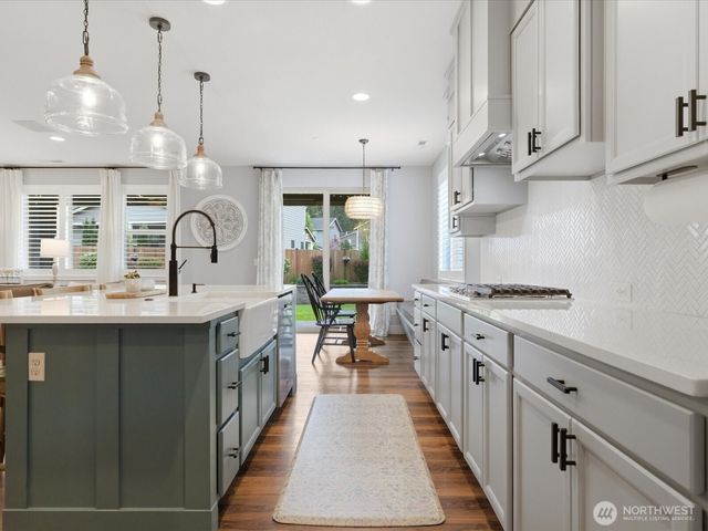 32721 NE 52nd Street, Carnation, WA 98014