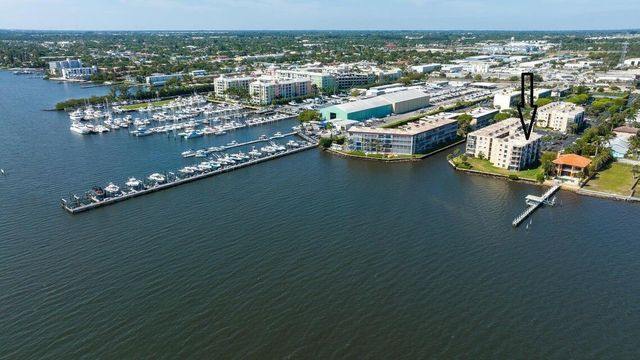 896 N Federal Highway 523, Lantana, FL 33462
