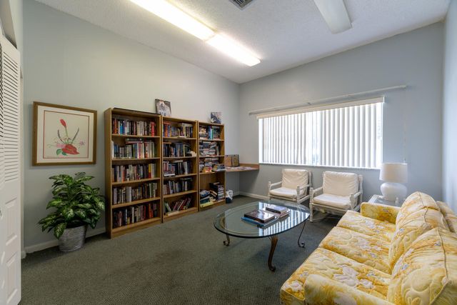 896 N Federal Highway 523, Lantana, FL 33462