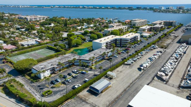 896 N Federal Highway 523, Lantana, FL 33462