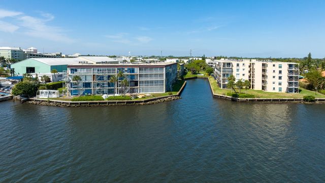 896 N Federal Highway 523, Lantana, FL 33462