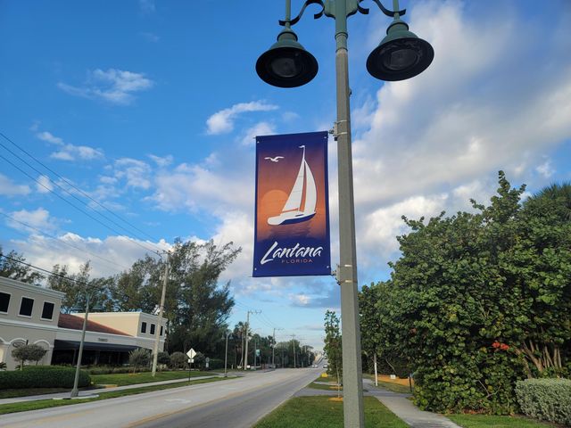 896 N Federal Highway 523, Lantana, FL 33462