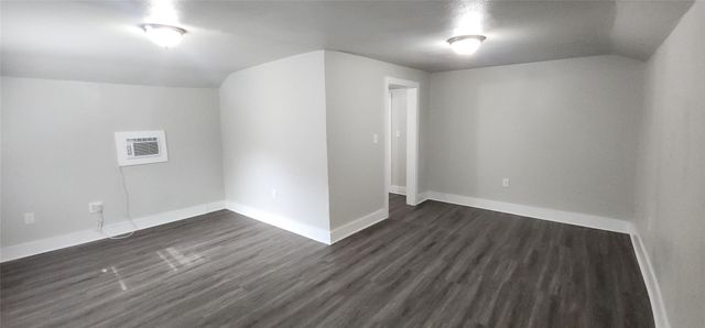 1806 Maryland Avenue, Dallas, TX 75216