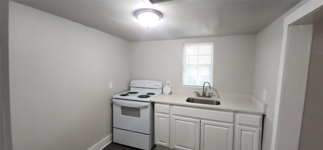 1806 Maryland Avenue, Dallas, TX 75216