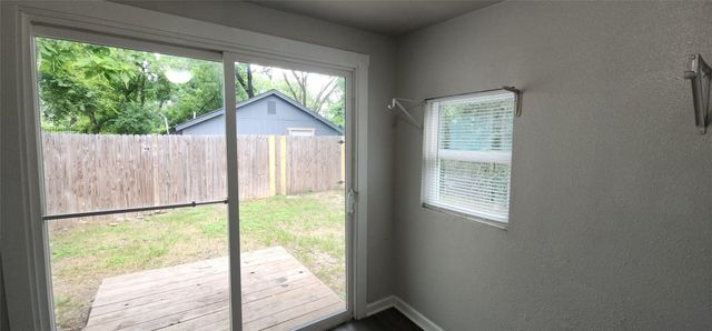 1806 Maryland Avenue, Dallas, TX 75216