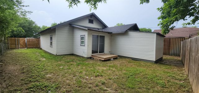 1806 Maryland Avenue, Dallas, TX 75216