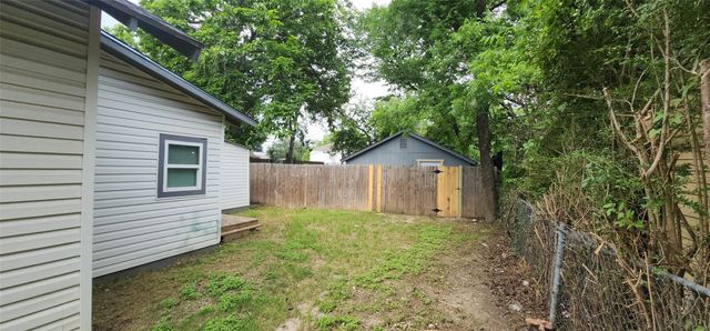 1806 Maryland Avenue, Dallas, TX 75216