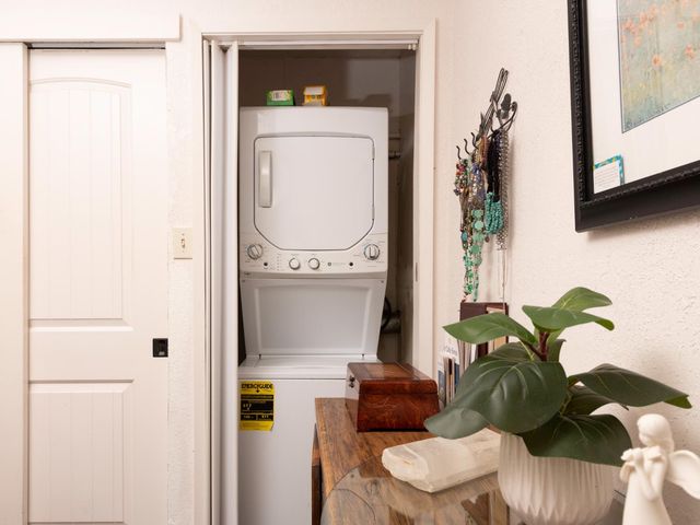 2146 W Dudley Avenue, Fresno, CA 93728