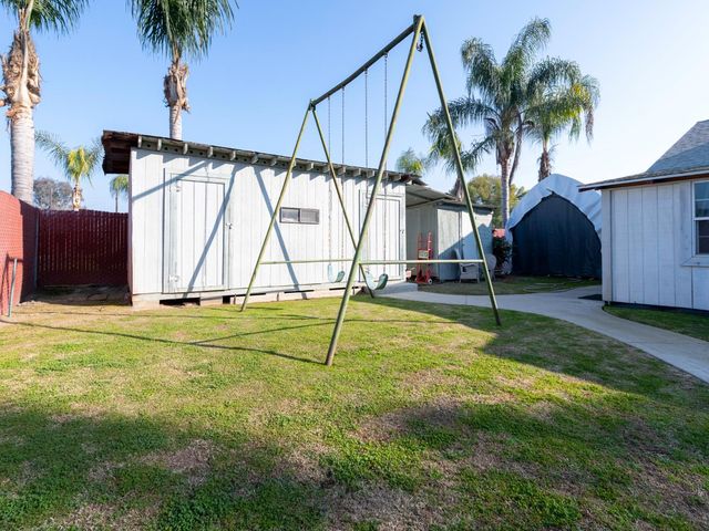 2146 W Dudley Avenue, Fresno, CA 93728