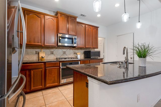 13763 Fall Harvest Drive, Frisco, TX 75033